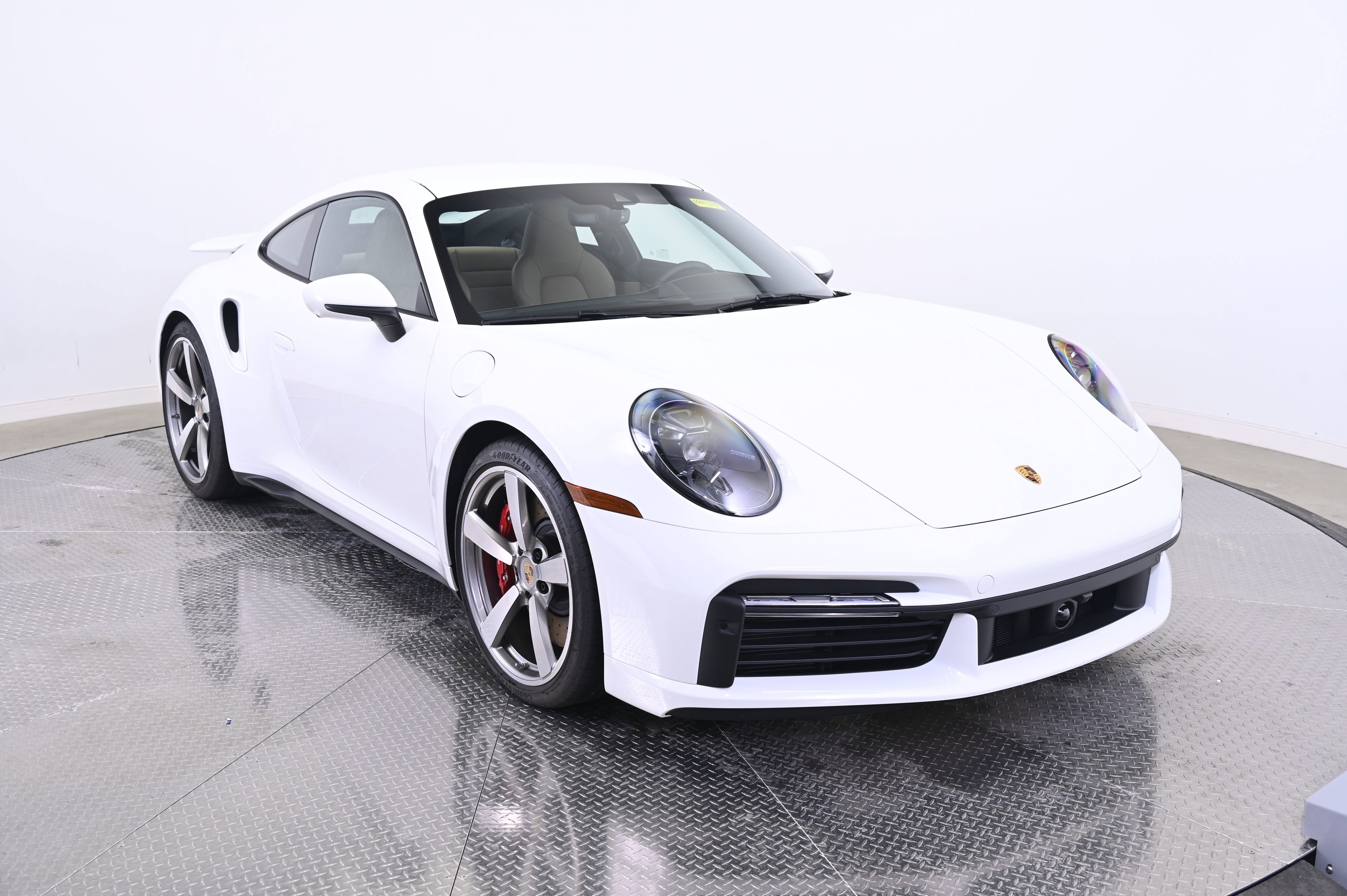 Certified 2024 Porsche 911 Turbo image 9