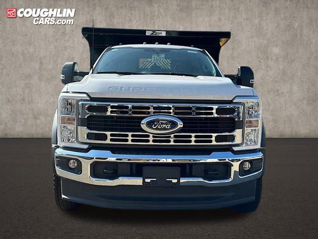 New 2025 Ford F550 XL image 2