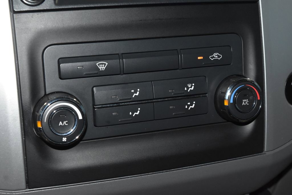 Used 2019 Nissan Frontier SV AWD/4WD image 13