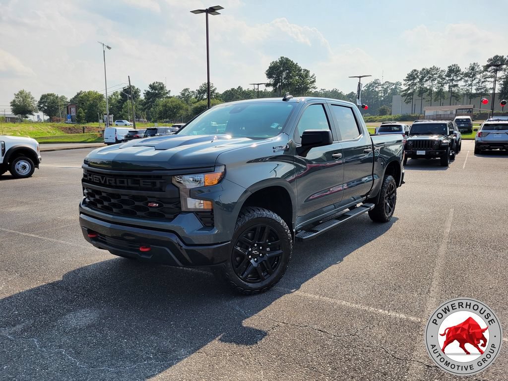 Used 2025 Chevrolet Silverado 1500 Custom Trail Boss w/ LPO, Dark Essentials Package AWD/4WD video 2