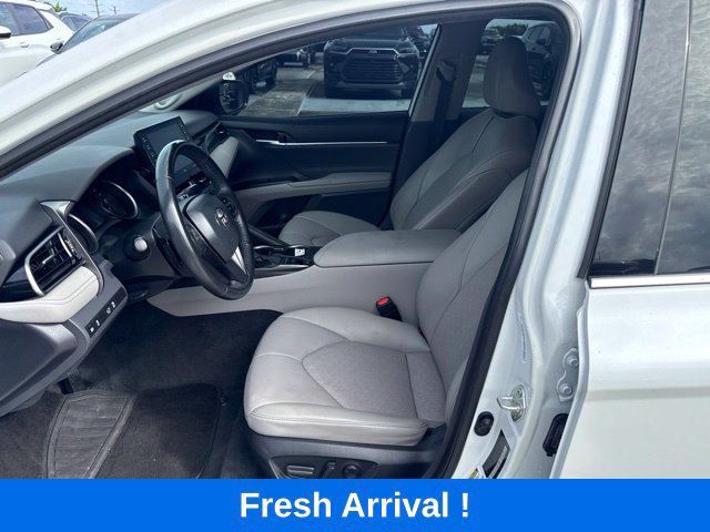 Used 2023 Toyota Camry XSE w/ Navigation Package FWD image 2