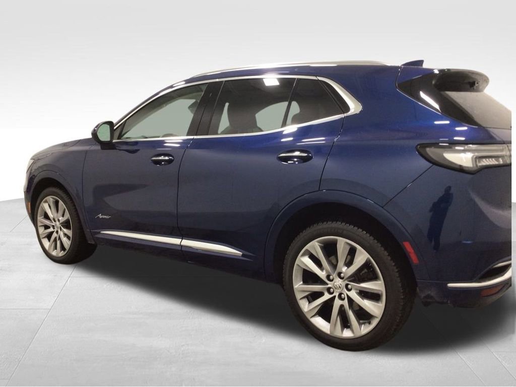 Used 2023 Buick Envision Avenir image 3