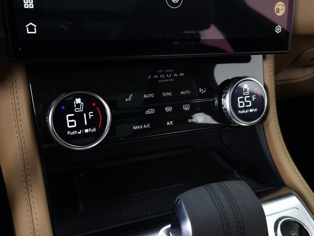 Used 2023 Jaguar F-PACE S image 32