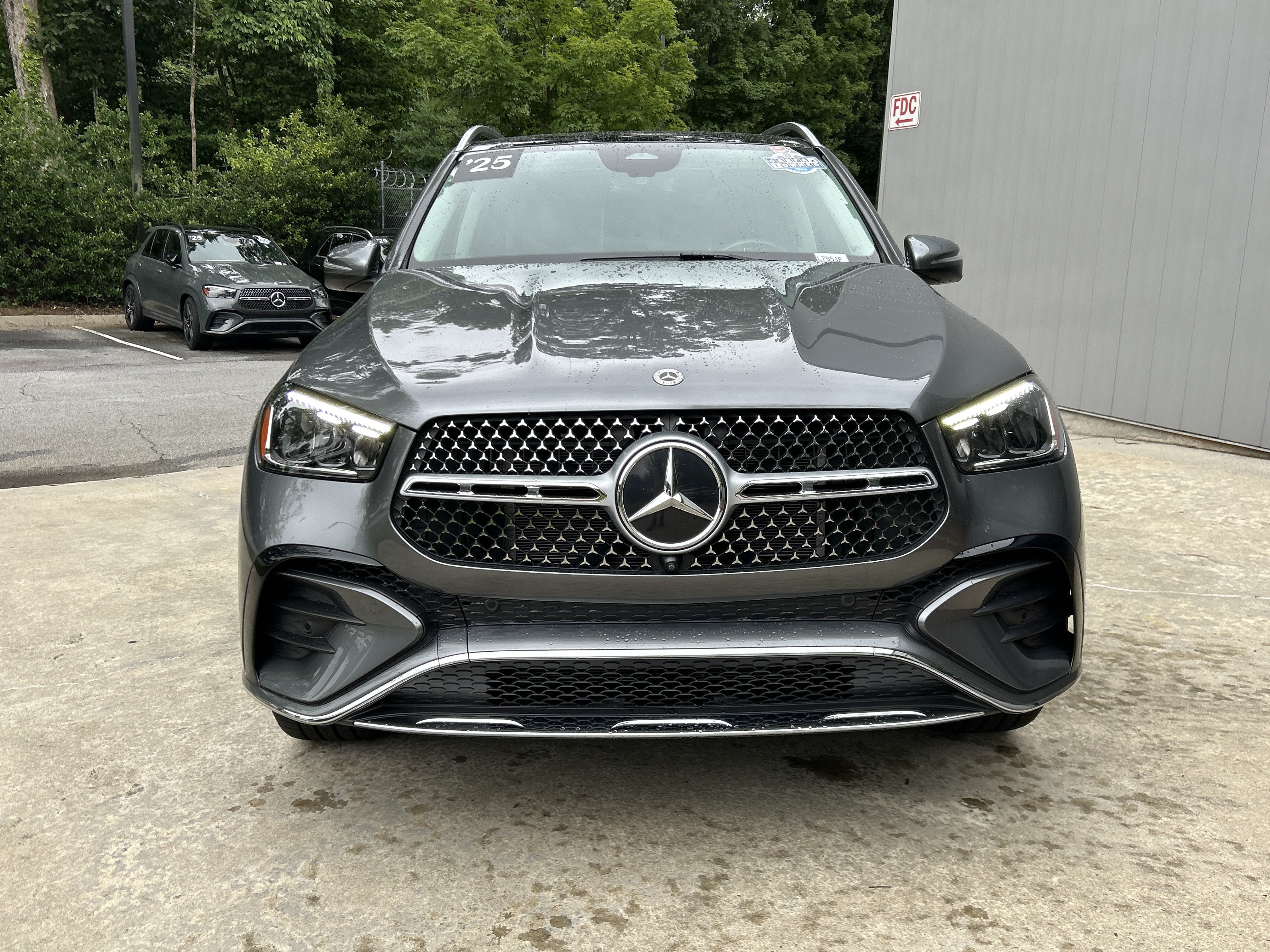 Certified 2025 Mercedes-Benz GLE 350 4MATIC image 3