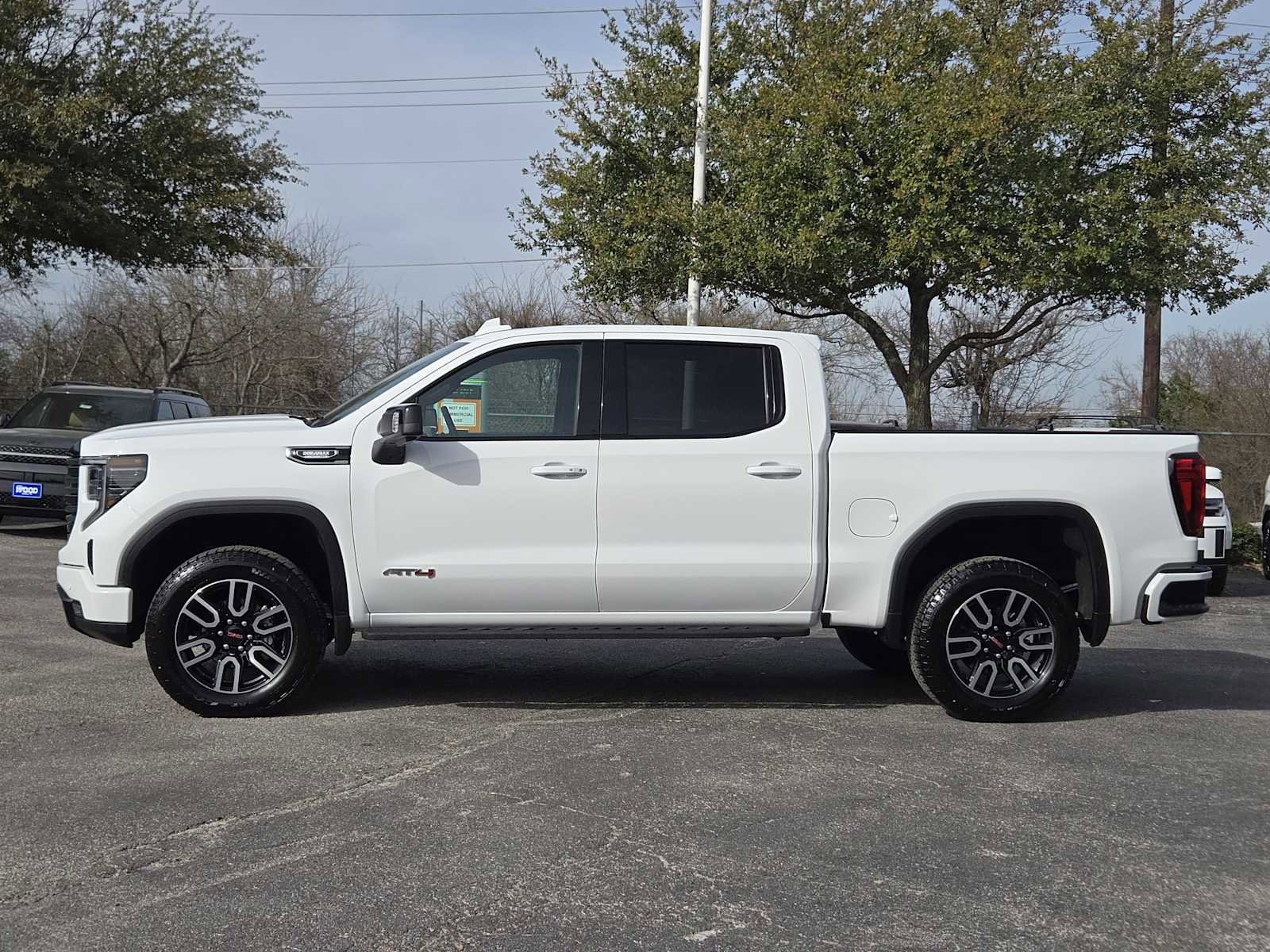 Certified 2026 GMC Sierra 1500 AT4 w/ AT4 Premium Package image 4