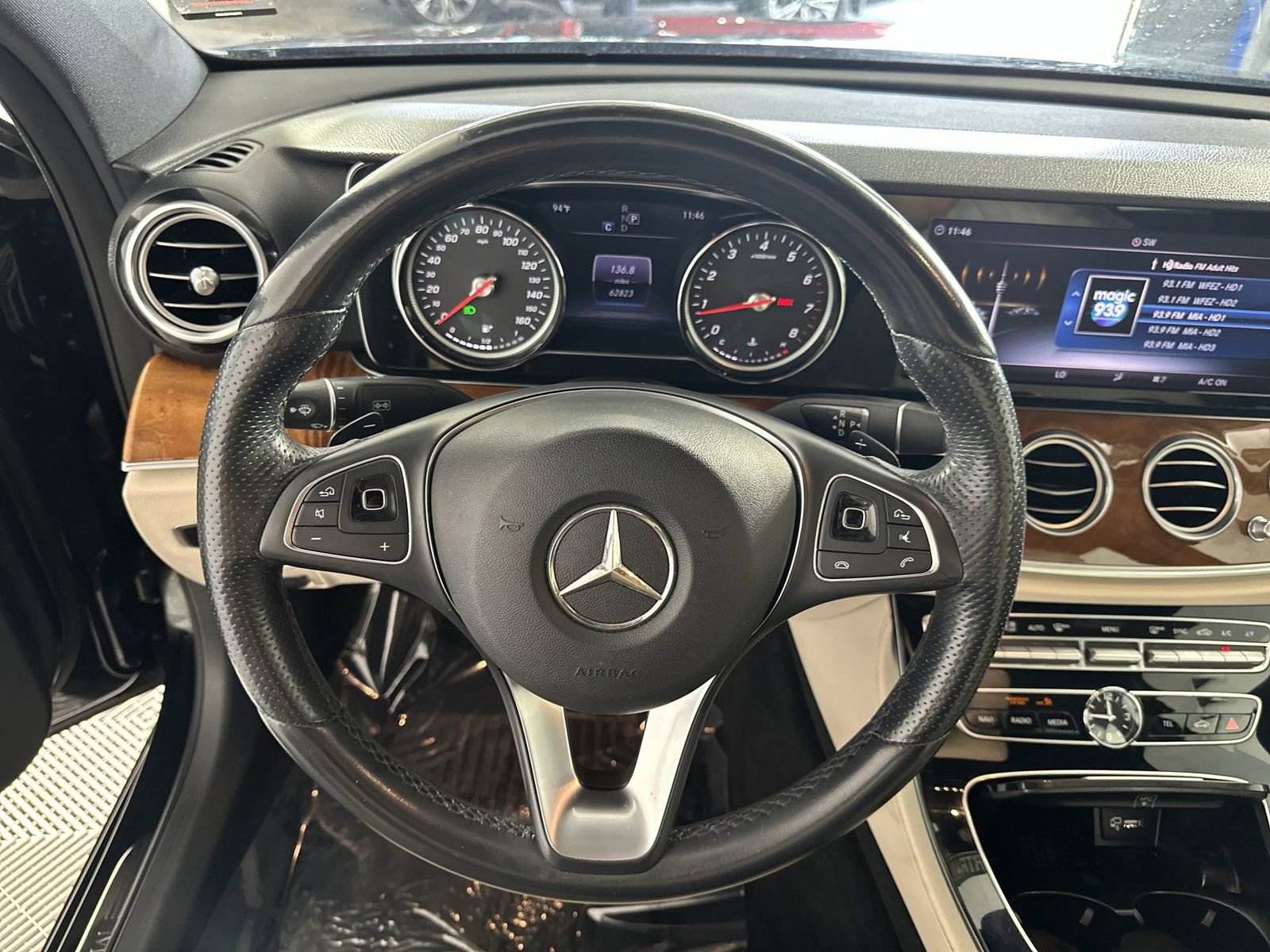 Used 2018 Mercedes-Benz E 300 image 14