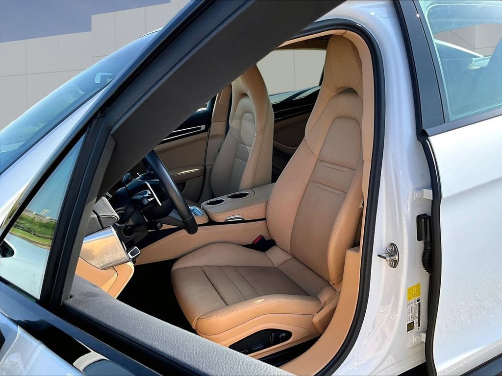 Certified 2023 Porsche Panamera Platinum Edition RWD image 5