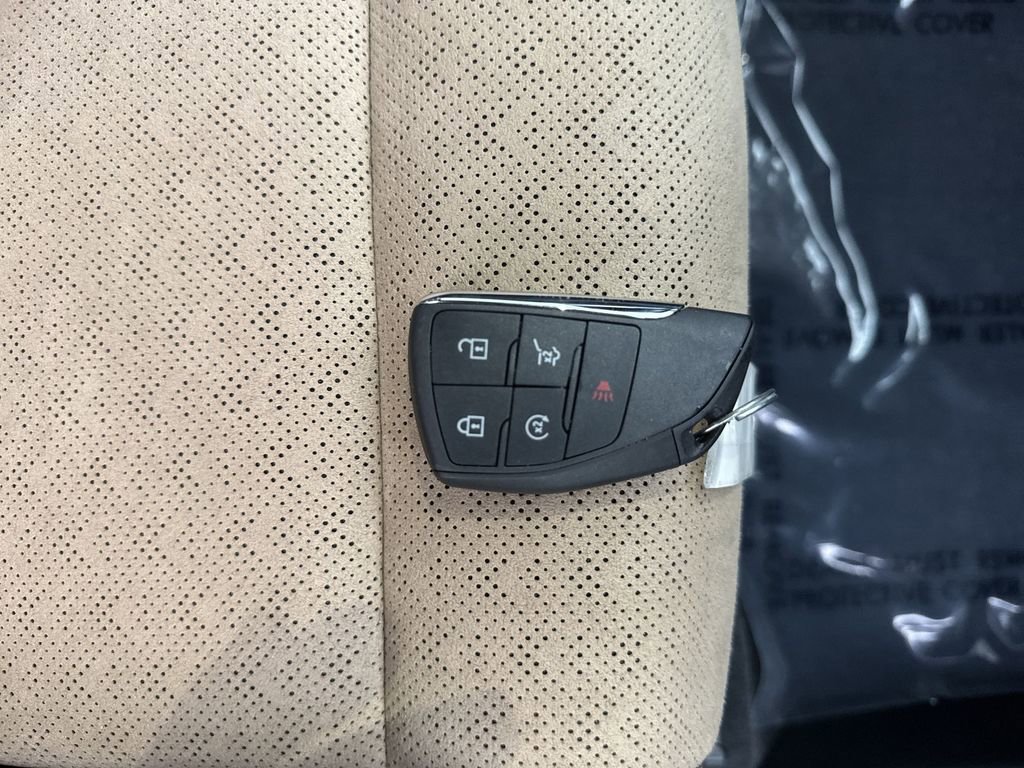 New 2026 Chevrolet Equinox ACTIV w/ Convenience Package III AWD/4WD image 35