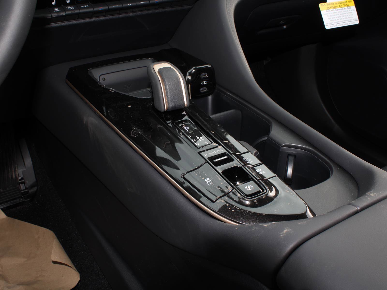 New 2026 Toyota Crown Signia image 15