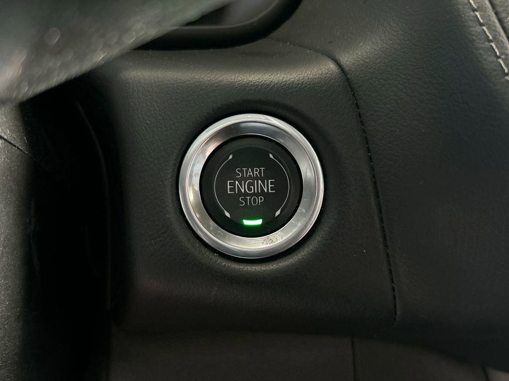 Used 2024 Chevrolet Tahoe LT AWD/4WD image 31
