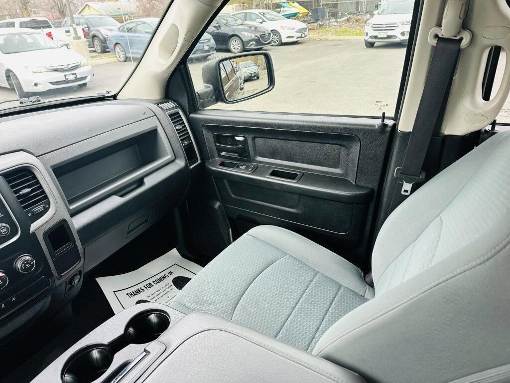 Used 2016 RAM 1500 Express image 13