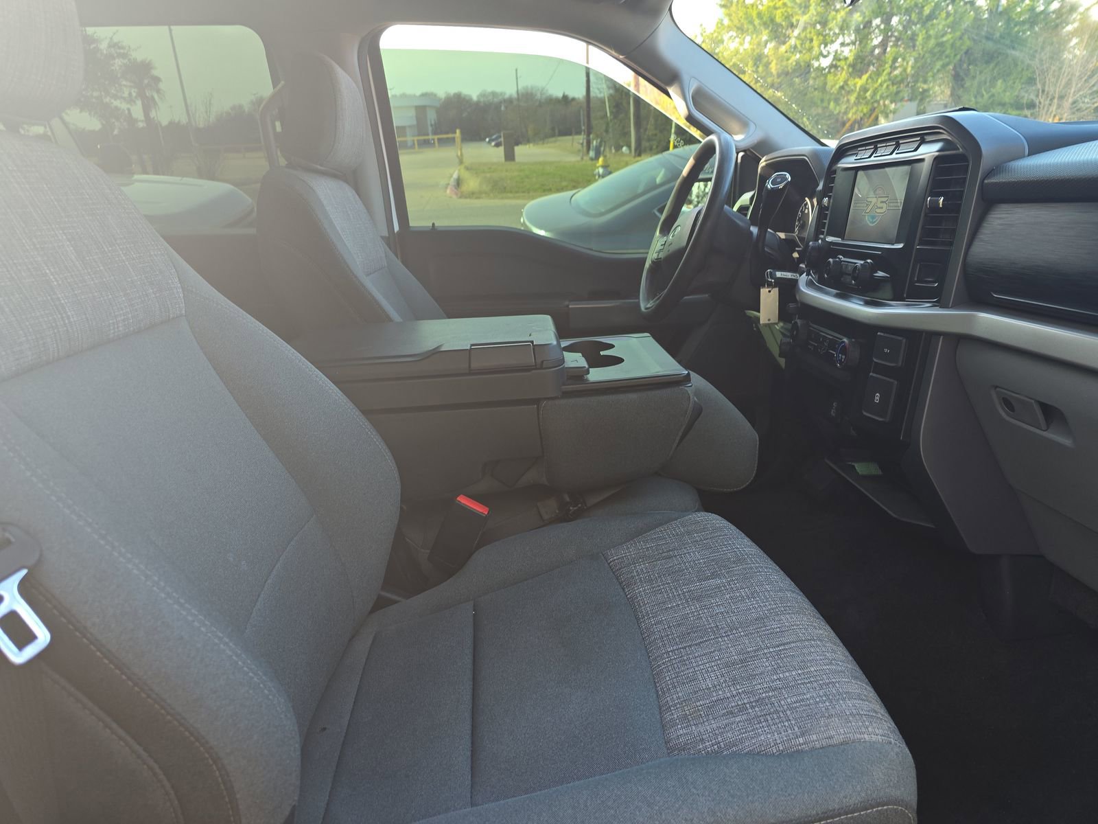 Used 2023 Ford F150 XLT w/ Trailer Tow Package image 14