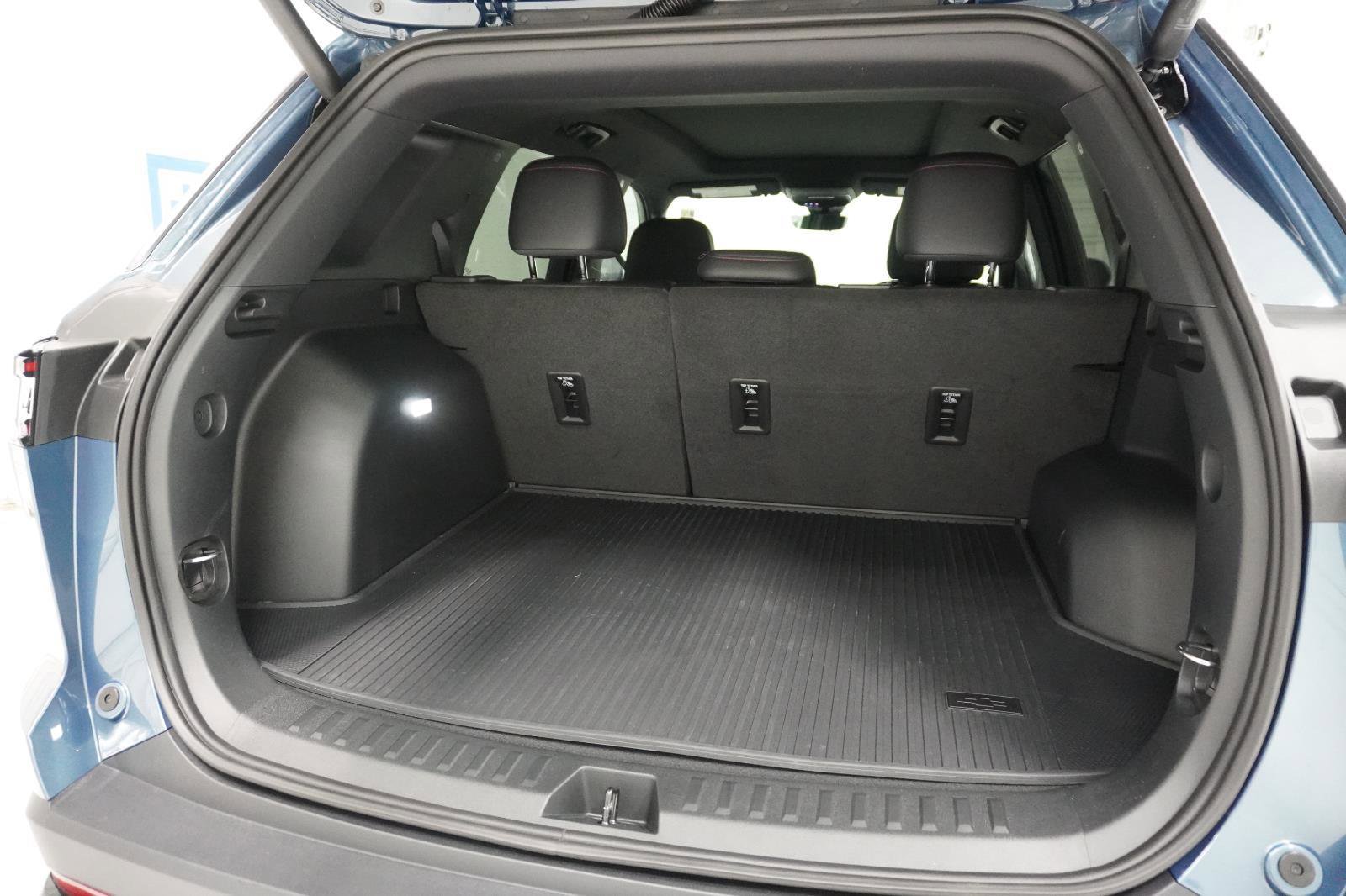 New 2026 Chevrolet Equinox RS w/ Convenience Package III image 8