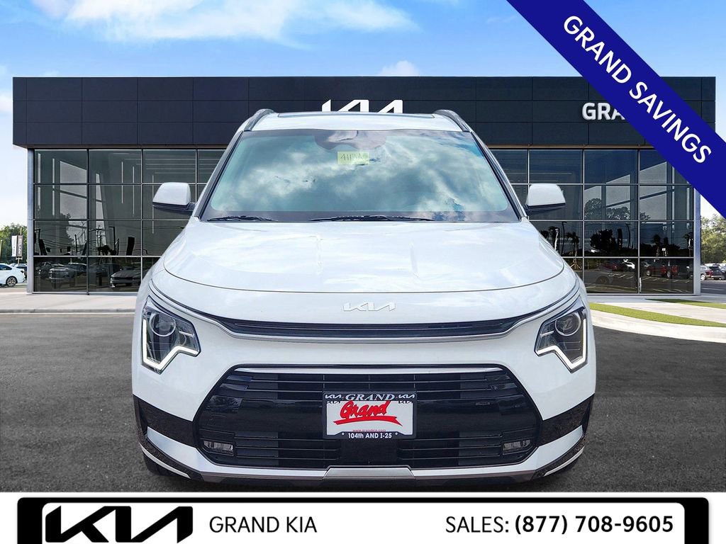 New 2025 Kia Niro EX Touring image 3