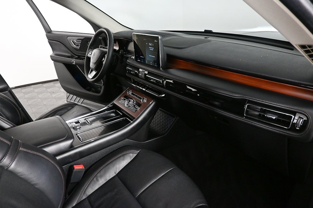 Used 2023 Lincoln Aviator Reserve w/ Elements Package Plus image 23