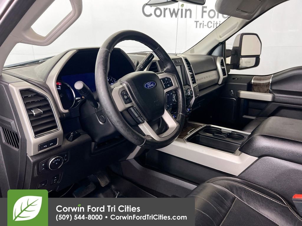 Used 2019 Ford F350 Lariat w/ Lariat Ultimate Package image 3