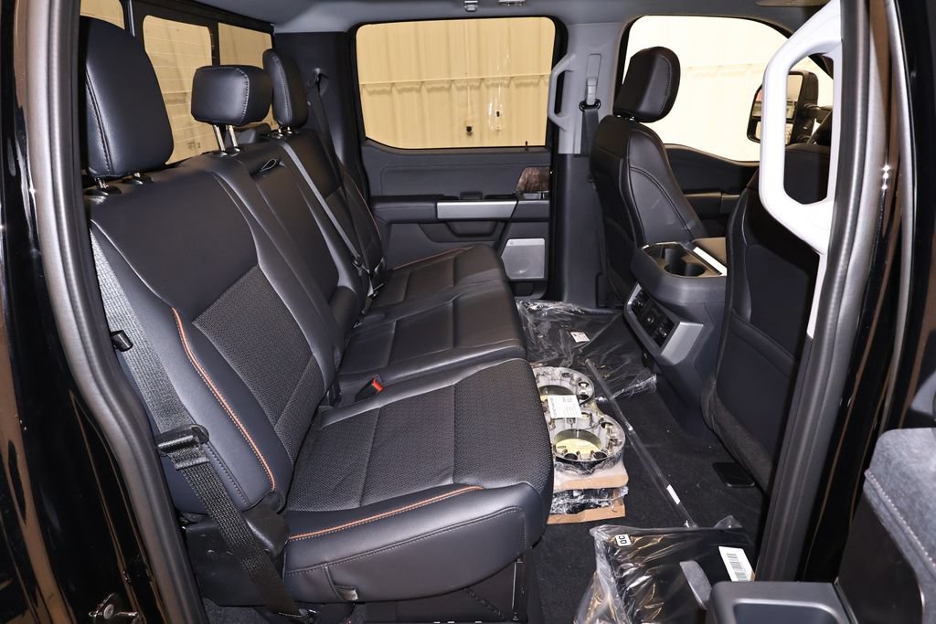 New 2026 Ford F350 Lariat w/ Black Appearance Package AWD/4WD image 16