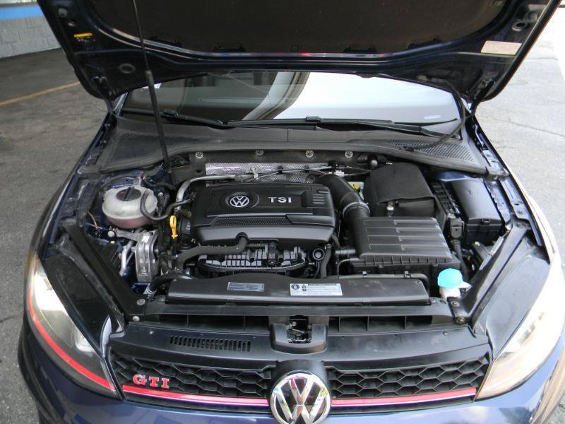 Used 2016 Volkswagen GTI Autobahn w/ Lighting Package (SEL) FWD image 23