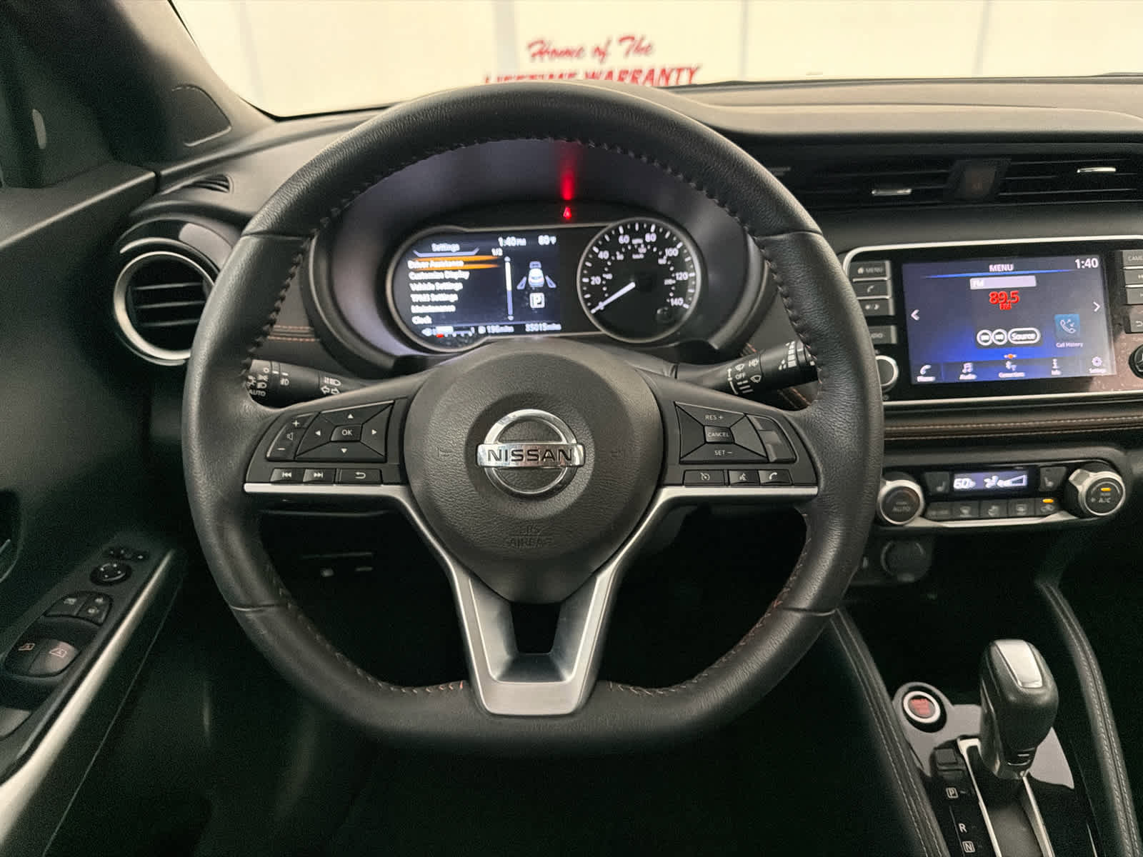 Used 2019 Nissan Kicks SR w/ SR Premium Package FWD image 16