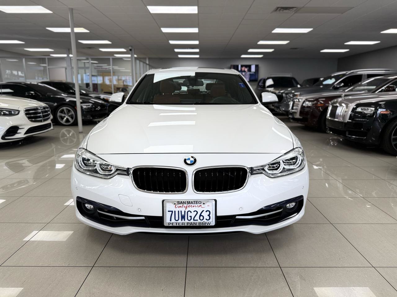 Used 2016 BMW 340i Sedan RWD image 4