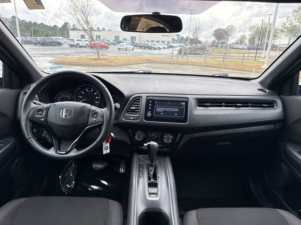 Used 2020 Honda HR-V Sport image 16