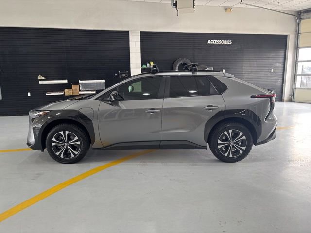 Used 2024 Toyota bZ4X XLE image 9