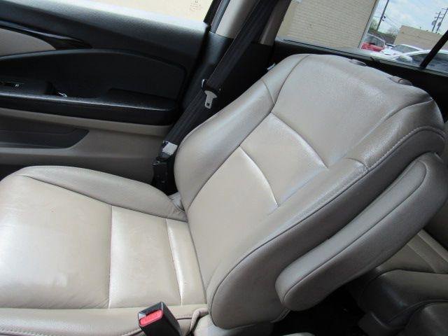Used 2016 Honda Pilot Touring image 29