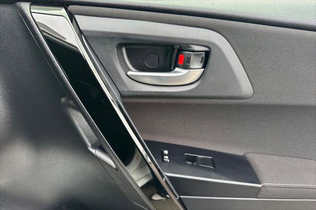 Certified 2017 Toyota Corolla iM w/ Carpet Mat Package image 19