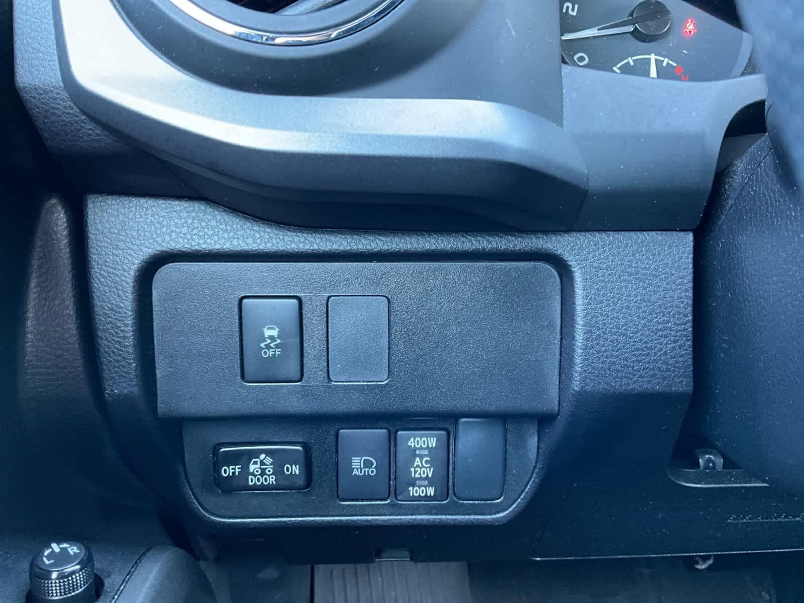 Used 2023 Toyota Tacoma TRD Sport AWD/4WD image 20