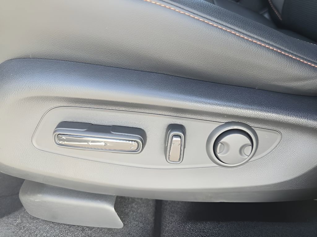 Used 2025 Honda CR-V Sport-L image 16