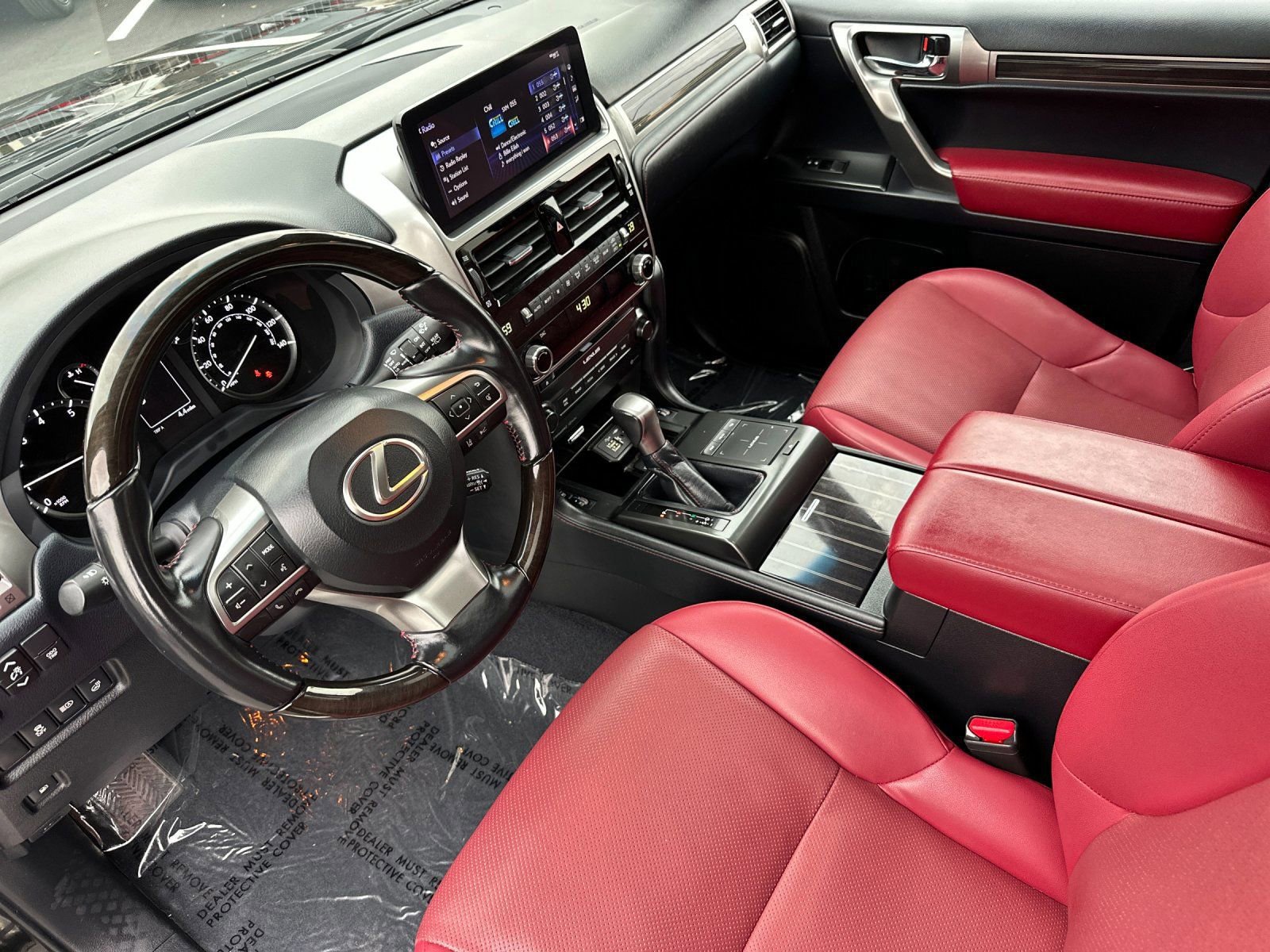 Used 2023 Lexus GX 460 Premium w/ Premium Package image 10