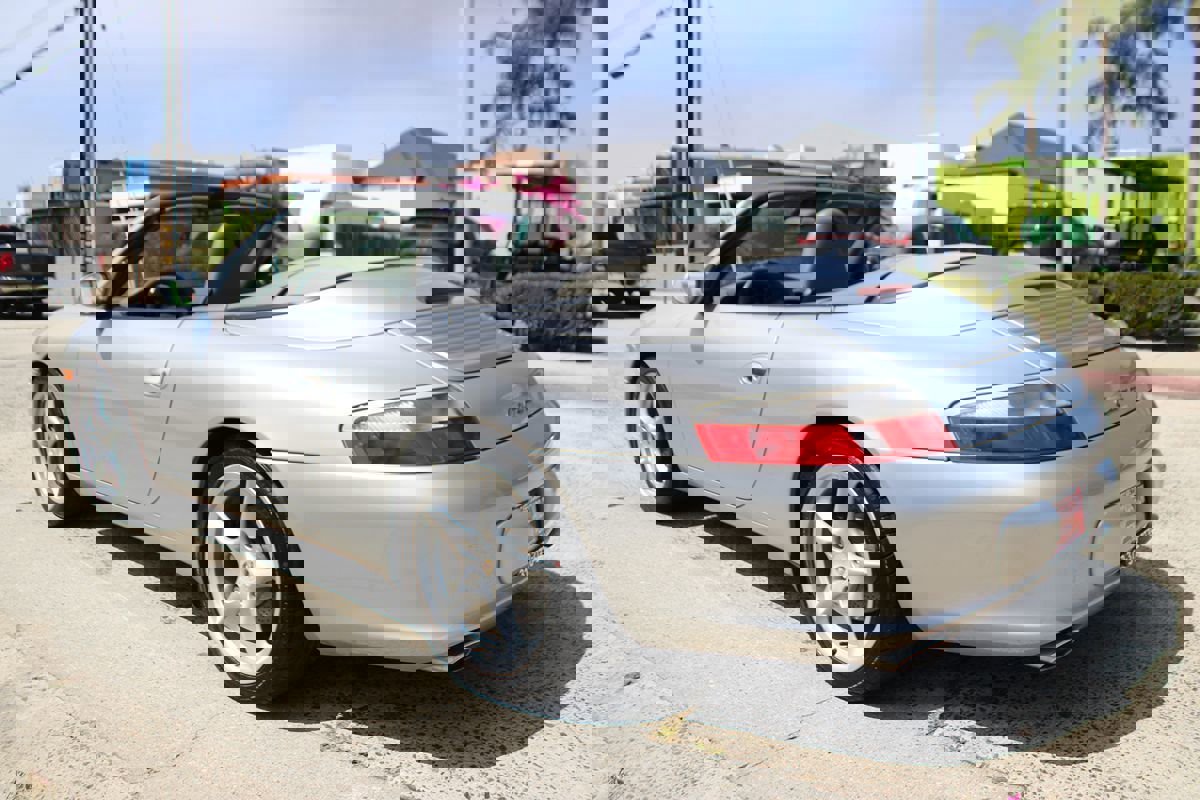 Used 2003 Porsche 911 Cabriolet image 3