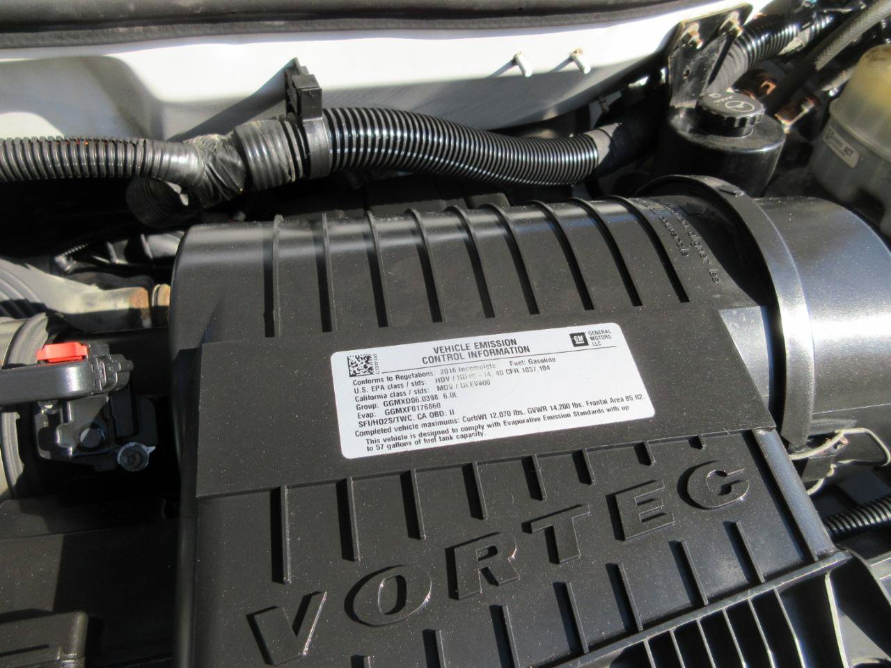 Used 2016 Chevrolet Express 3500 RWD image 40
