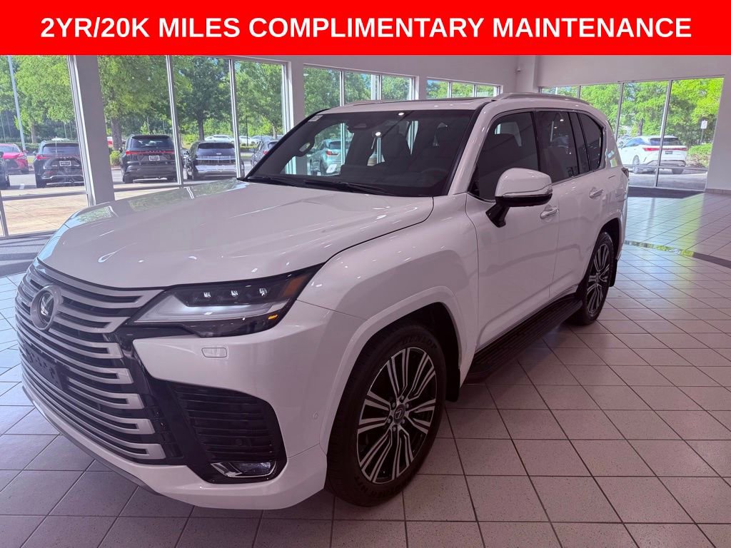 Certified 2026 Lexus LX 700h Luxury AWD/4WD image 3