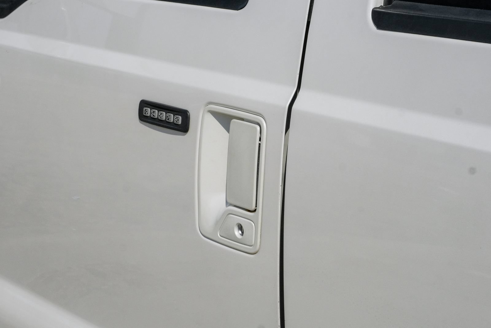 Used 2016 Ford F350 Lariat w/ Lariat Ultimate Package AWD/4WD image 42