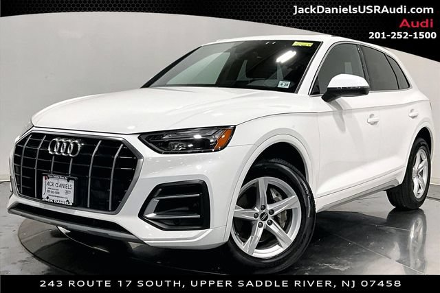 Used 2023 Audi Q5 2.0T Premium w/ Convenience Package AWD/4WD image 1