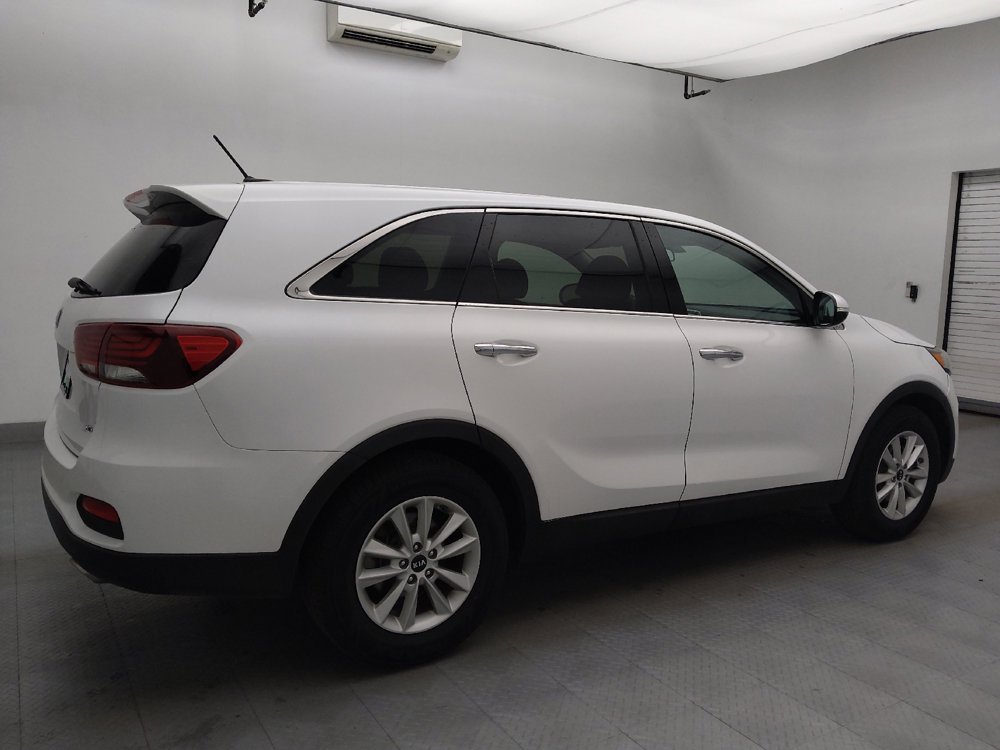 Used 2020 Kia Sorento LX image 10