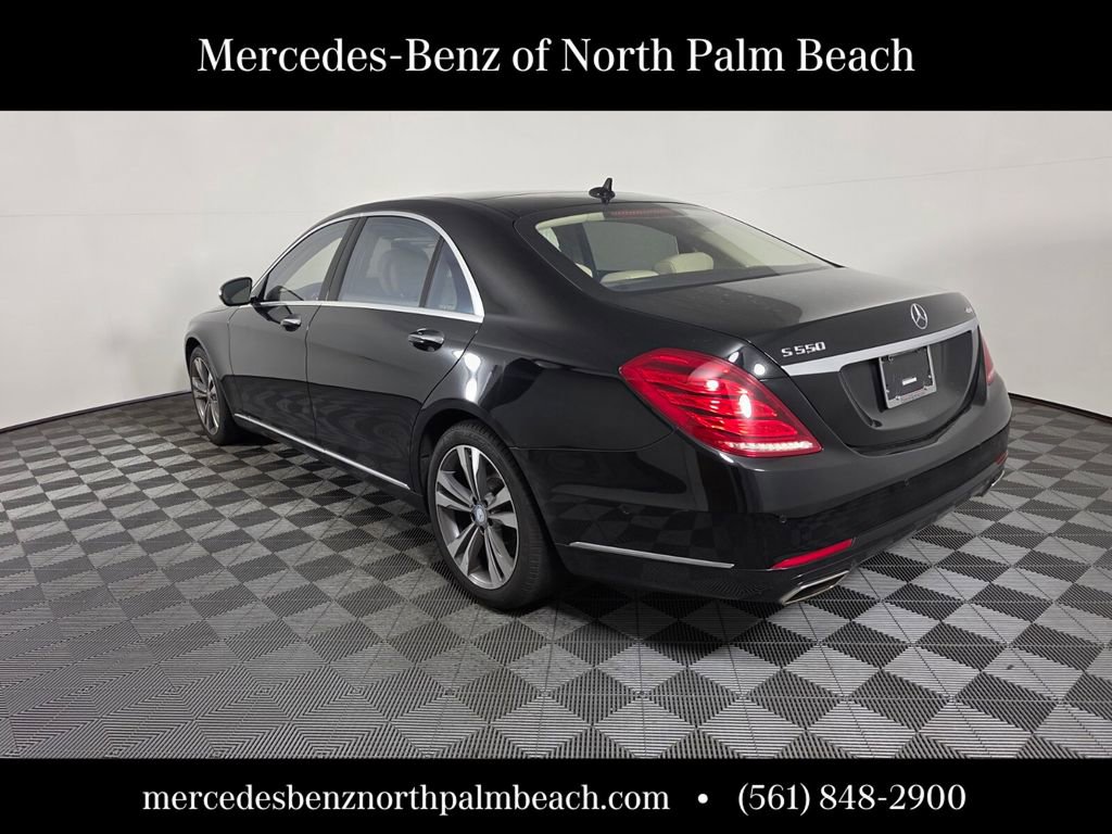 Used 2016 Mercedes-Benz S 550 4MATIC Sedan image 4