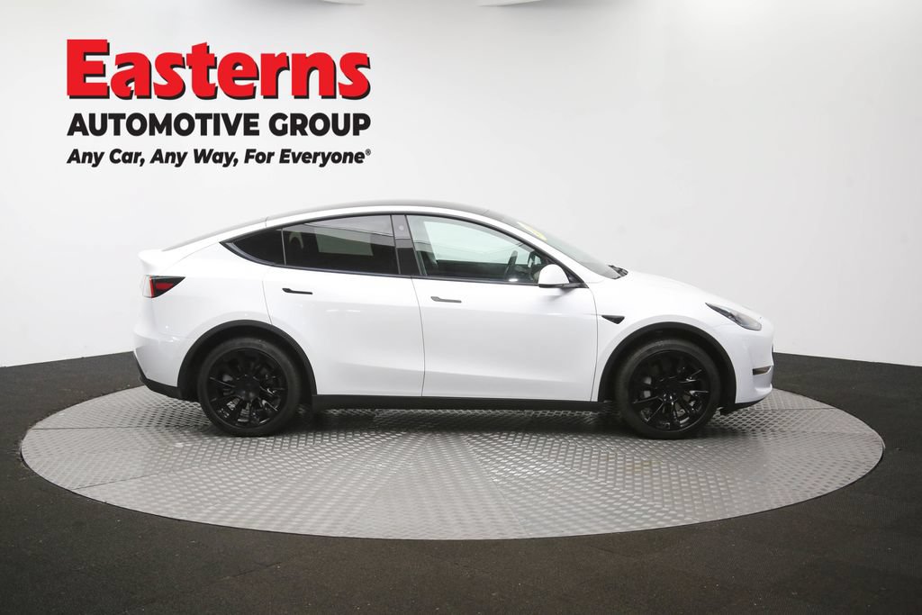 Used 2021 Tesla Model Y Long Range AWD/4WD image 39
