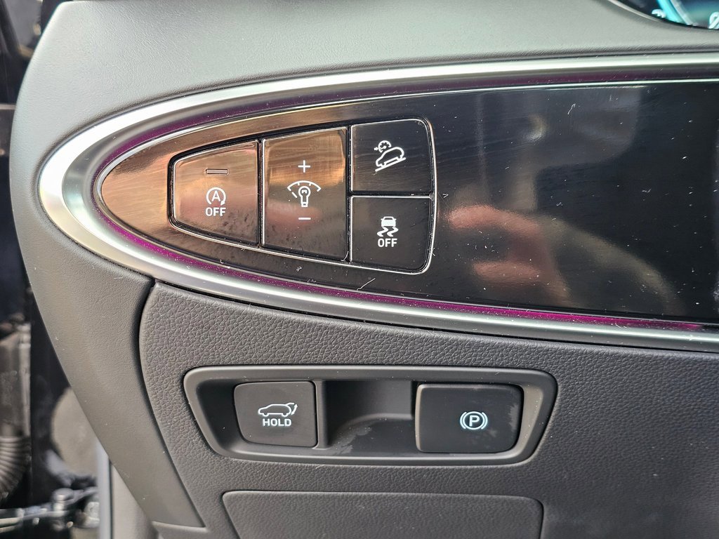 Certified 2025 Genesis GV70 3.5T Sport w/ Sport Prestige Package image 34