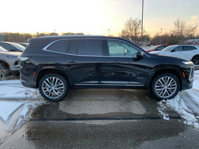 New 2026 Buick Enclave Avenir w/ Super Cruise Package image 3
