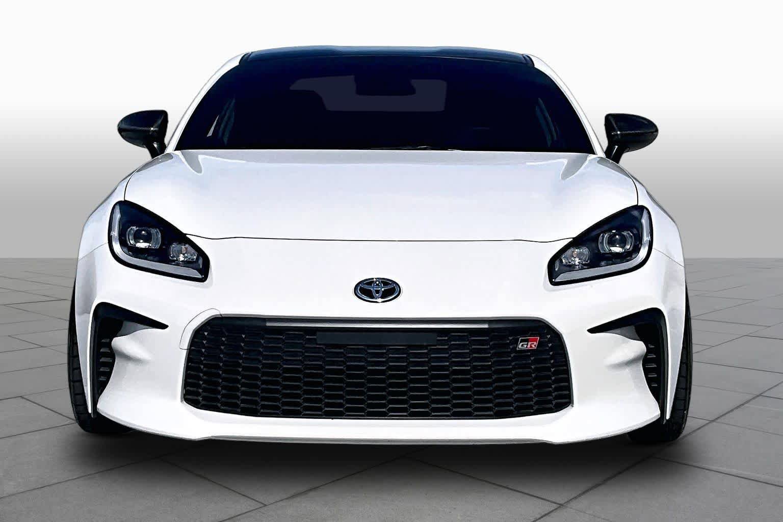 Used 2024 Toyota GR86 Premium w/ Performance Package RWD image 4