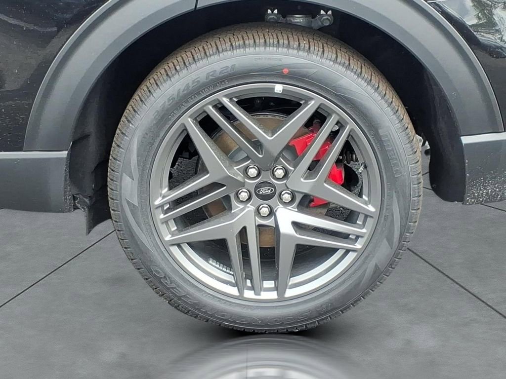 New 2026 Ford Explorer ST image 4