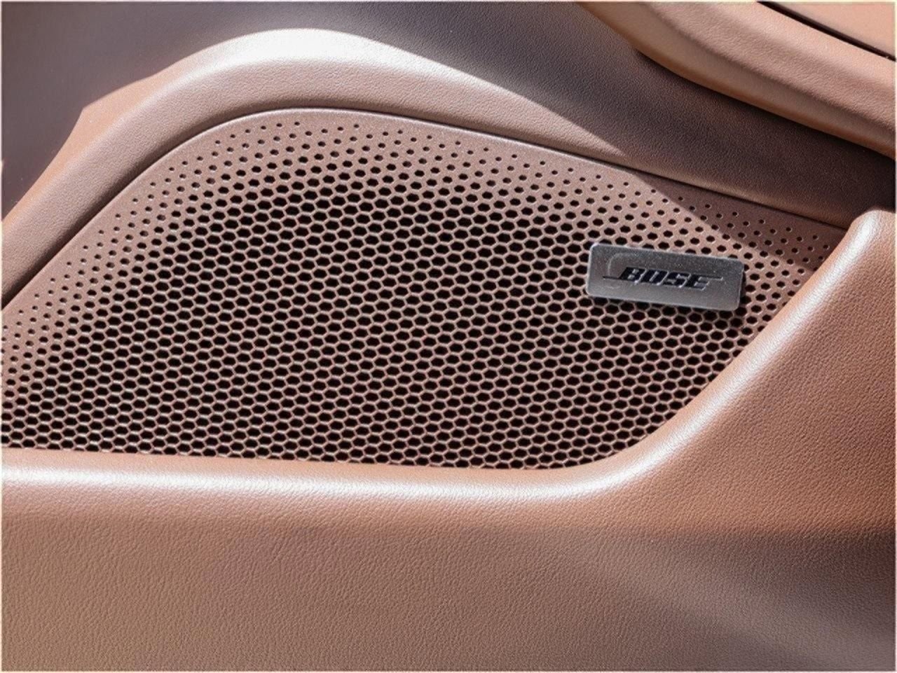 New 2025 Porsche Taycan Turbo image 22