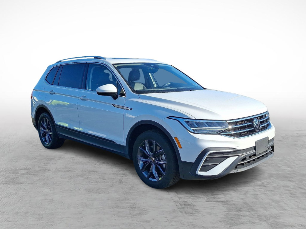 Used 2023 Volkswagen Tiguan SE image 7