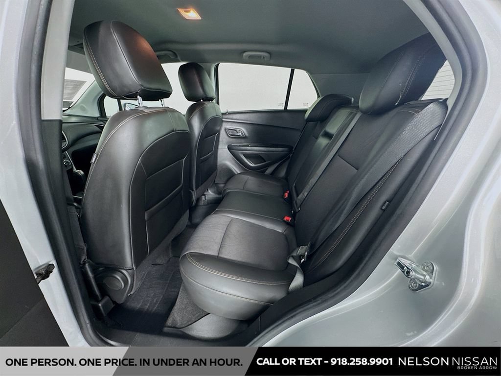 Used 2022 Chevrolet Trax LT w/ Sport Edition AWD/4WD image 22