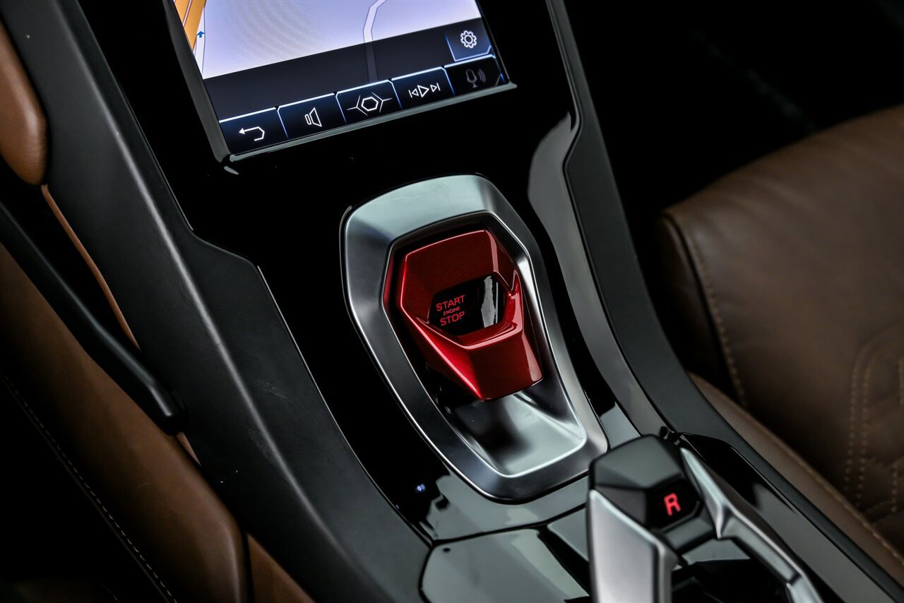 Used 2020 Lamborghini Huracan EVO AWD/4WD image 37