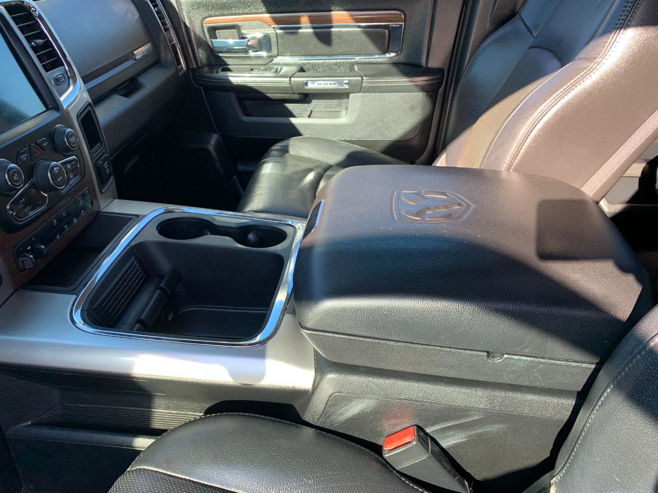 Used 2017 RAM 1500 Laramie w/ Convenience Group image 15