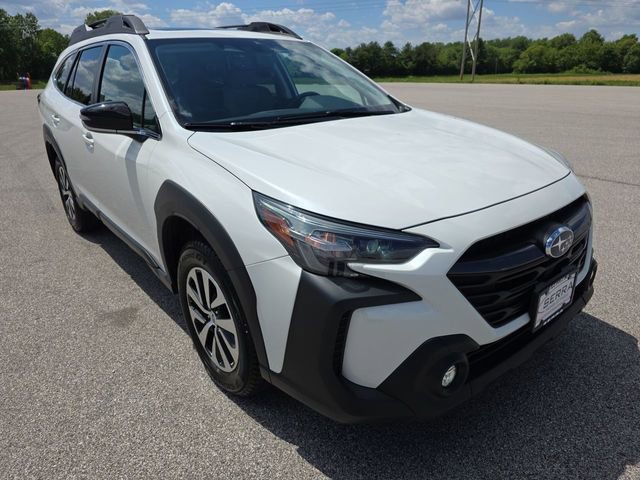 Used 2023 Subaru Outback Premium AWD/4WD image 15