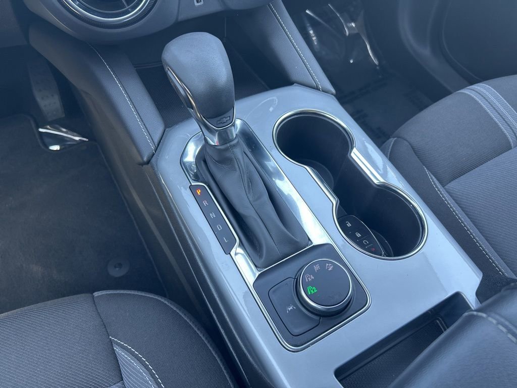 Used 2025 Chevrolet Blazer LT image 16